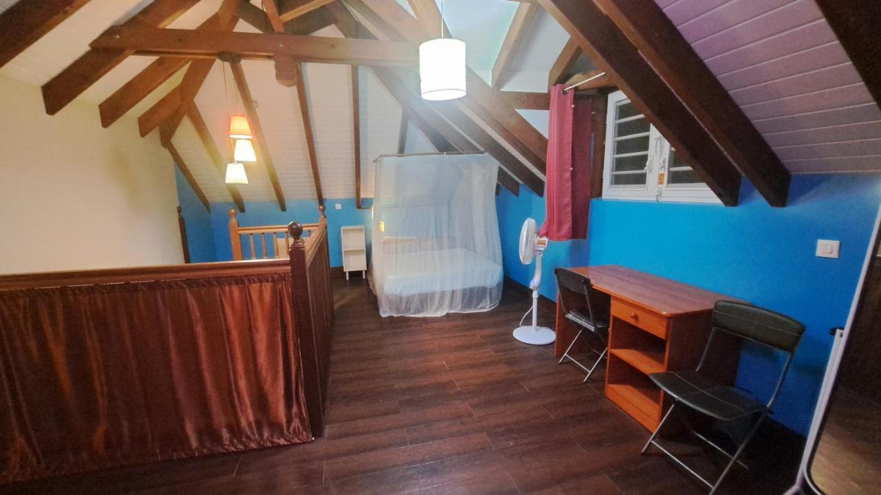 Bed And Breakfast - Chez Nous เลอ ลามองแตง ภายนอก รูปภาพ