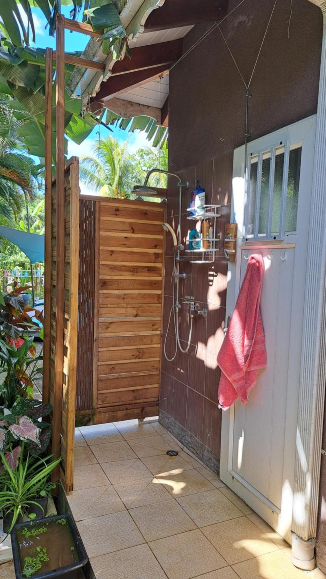 Bed And Breakfast - Chez Nous เลอ ลามองแตง ภายนอก รูปภาพ