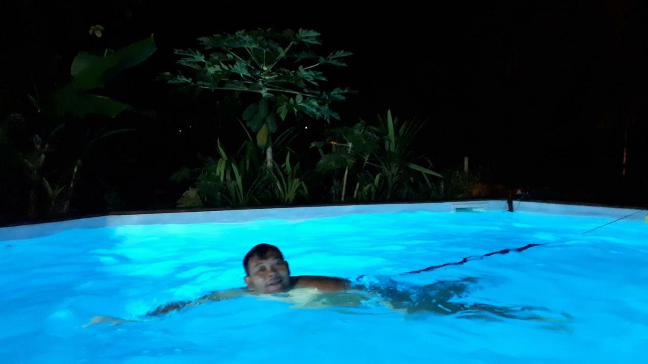 Bed And Breakfast - Chez Nous เลอ ลามองแตง ภายนอก รูปภาพ